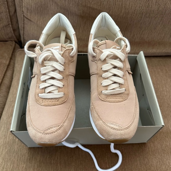 Sam Edelman Tori Wedge Sneakers - Picture 1 of 7